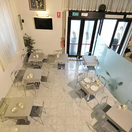 拉托瑞酒店 酒店 比萨